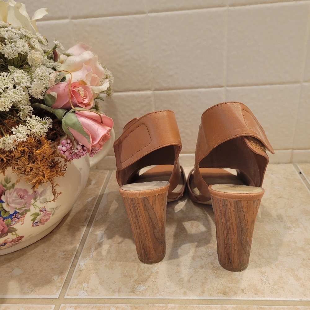 Marc Fisher Leather Open Toe Heels - Picture 2 of 6